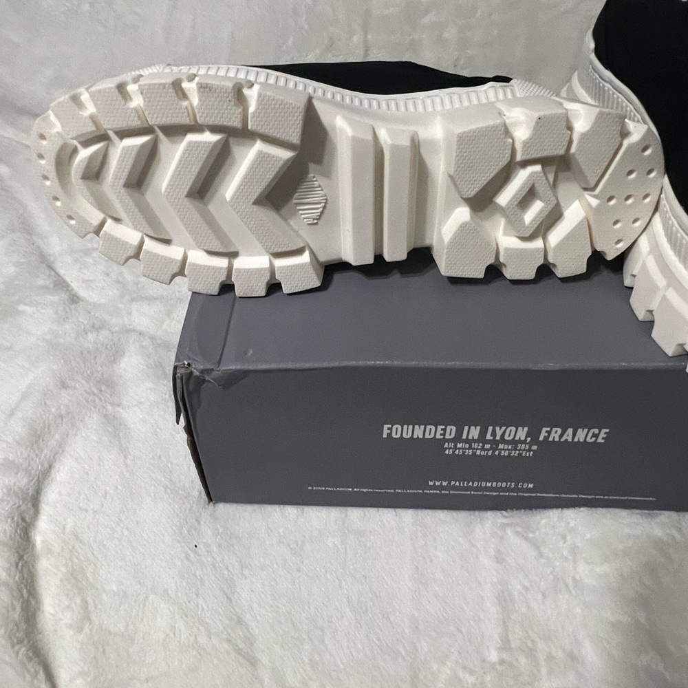 Palladium Black and White Chunky Sneakers - Picture 4 of 4